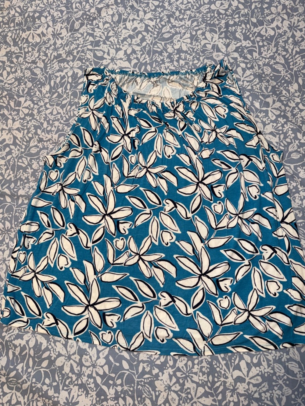 LOFT Outlet Blue and White Floral Rayon Sleeveless Shirt